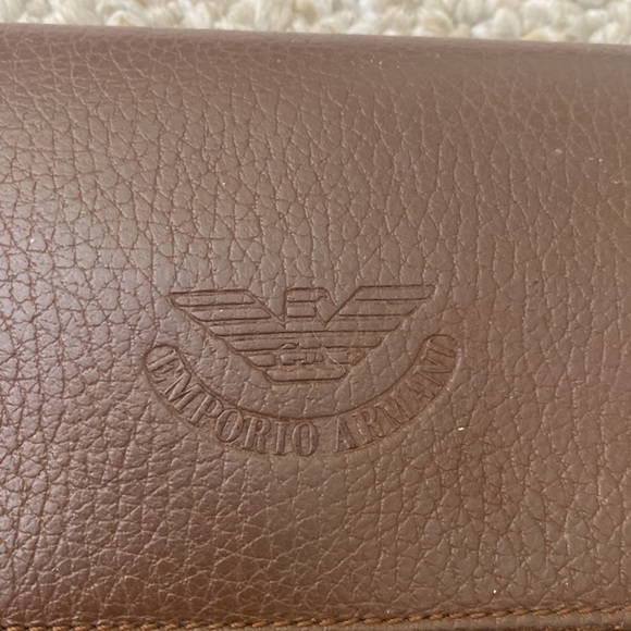 BEAUTIFUL VINTAGE BROWN LEATHER ARMANI WALLET - Picture 2 of 7
